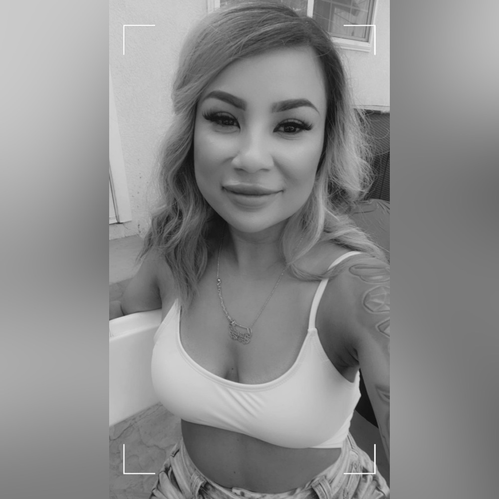 Meet your Posher, Brenda